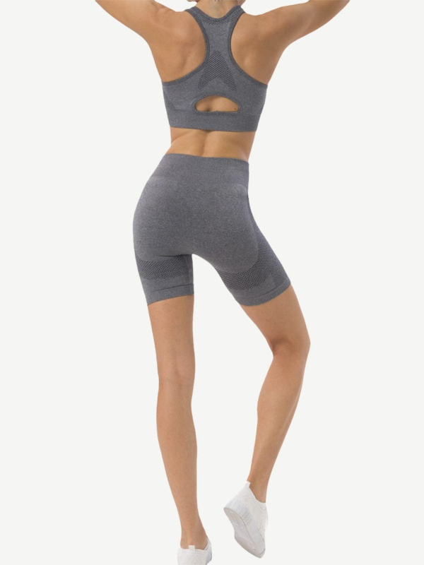 Seamless Knitting Short Yoga Suits 2-in-1 Gymwear - Image 3